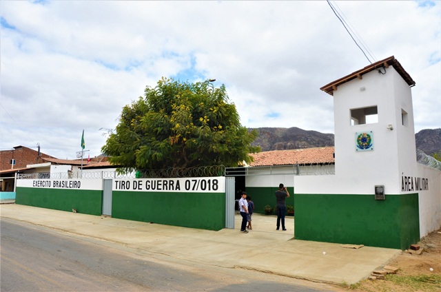 Resultado de imagem para Prefeitura inaugura novas instalações do Tiro de Guerra em Serra Talhada
