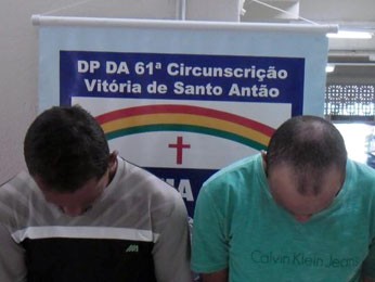 Em PE, presa dupla suspeita de furtar casa de policial aposentado
