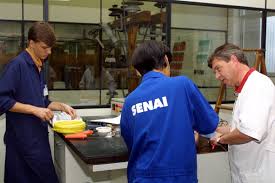 Últimos dias das inscrições para cursos técnicos no SENAI