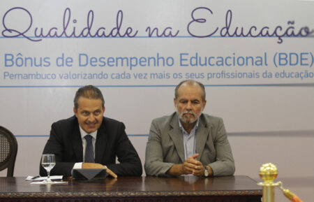 56% das escolas públicas de PE atingiram metas em 2012. EREMPAC de ST é uma delas