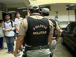 PMs armados em 140 escolas do Estado no Grande Recife
