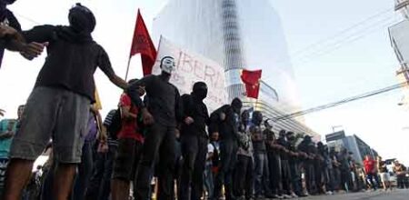 SDS recua e libera máscara nas manifestações