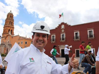 Prefeito gay inicia mandato em perigosa cidade mexicana