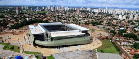 A um mês da Copa do Mundo, obras permanecem atrasadas