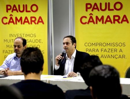 Paulo Câmara apresentou as diretrizes do seu programa de governo para a Saúde
