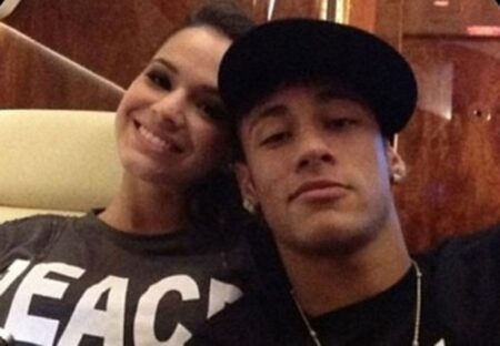 Marquezine e Neymar reatam namoro e casal aparece juntos
