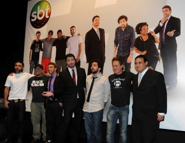 Silvio Santos contratou Danilo Gentili por R$ 4 milhões
