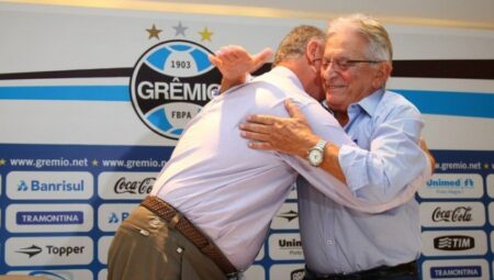 Felipão comemora o retorno ao Grêmio: "Estou muito contente"