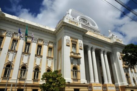 CNJ fará auditoria nas férias acumuladas de juízes do TJPE