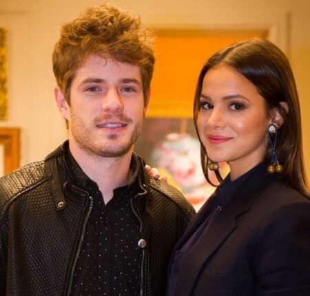 Pai de Maurício Destri nega namoro do filho com Bruna Marquezine