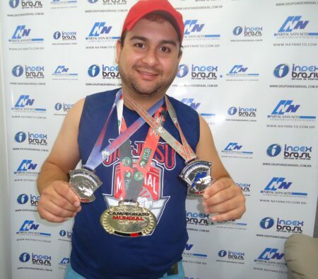 Atleta serratalhadense conquista título mundial de Jiu Jitsu