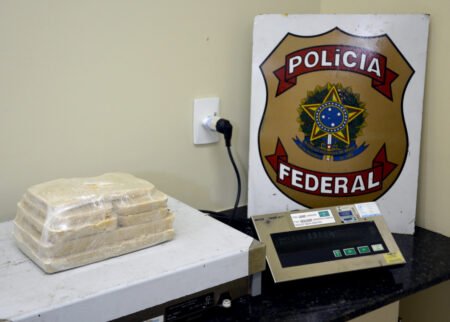 Polícia Federal realiza a apreensão de 3Kg de crack em Igarassú