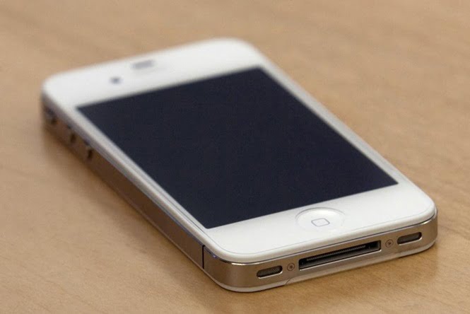 Radiação de telefone celular pode causar câncer, afirma estudo