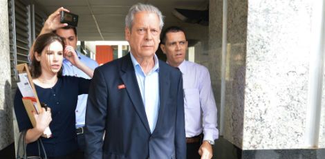 José Dirceu é preso em Brasília pela PF