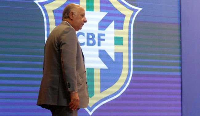 Em protesto, atletas cruzam os braços e pedem renúncia de Marco Polo Del Nero da CBF