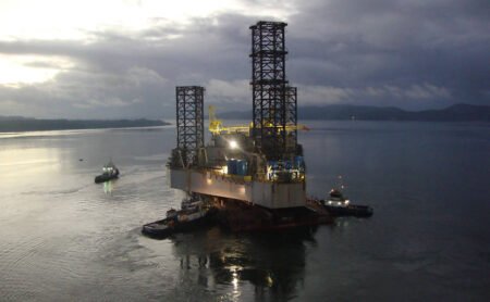 Rebaixamento da Petrobras é ‘questão passageira’, diz Braga