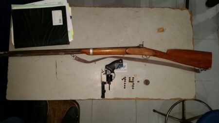 Policiais Militares do 14° BPM apreendem armas em Serra Talhada