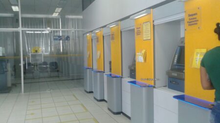Banco do Brasil deixa clientes irritados e sem dinheiro em Serra Talhada