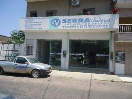 Em Serra Talhada e Salgueiro, conheça a vidraçaria Serra Vidros