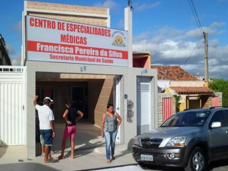 Centro de Especialidades Médicas de Flores inicia atendimento da população