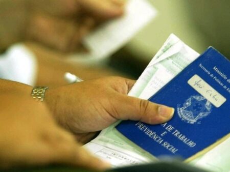 Desemprego nas principais regiões do País fica estável em 7,6%