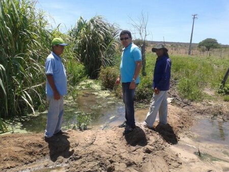 População sem água e poço sem aproveitamento na zona rural de ST