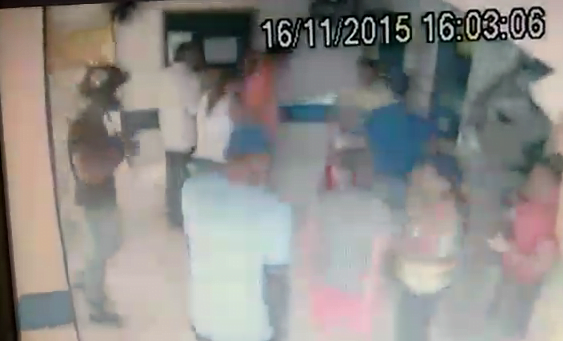 Homens armados assaltam Banco Postal em Serra Talhada. confira imagens