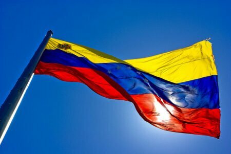 Oposição venezuelana acusa partido do governo de golpe judicial