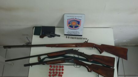 Várias armas são apreendidas na zona rural de Tacaratu