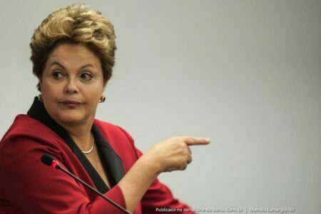 PT agora quer de Dilma "Carta ao Povo Brasileiro" às avessas