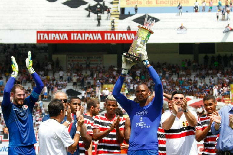 Santa Cruz vira em cima do Flamengo e fica com a Taça Chico Science