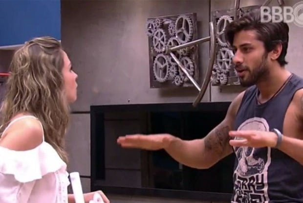 'BBB 16': Renan e Ana Paula armam o maior barraco ao vivo após votação