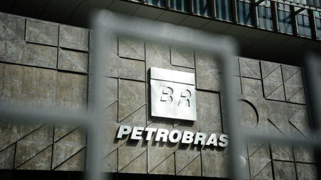 Petrobras eleva gasolina em 12% nas refinarias nesta quinta (7)