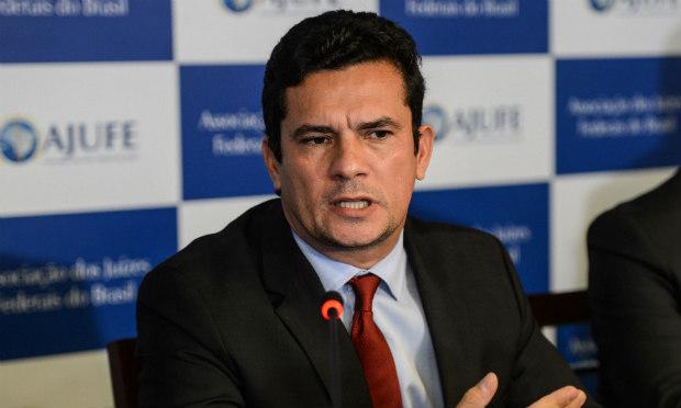 Sérgio Moro quer aumento da pena de agressores de mulheres
