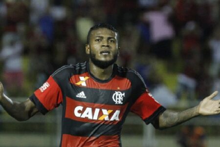Com tranquilidade, Flamengo bate o Confiança e avança na Copa do Brasil