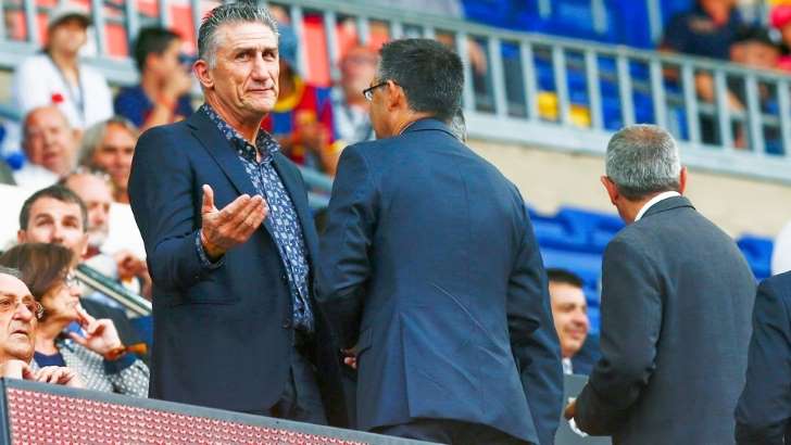 Bauza vai ao Camp Nou, vê show de Messi, e Barça conquista taça em cima de italianos
