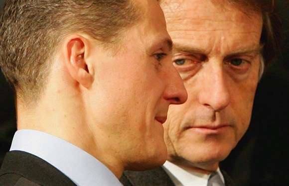 Ex-presidente da Ferrari diz que Schumacher "está reagindo" e acredita: "Vai sair dessa situação muito difícil"