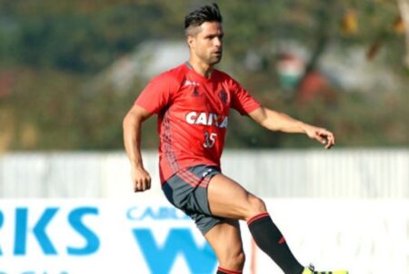 Flamengo prepara casa cheia para a estreia de Diego