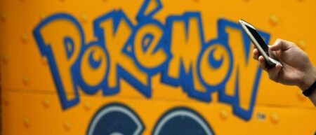 Homem processa a Niantic por colocar Pokémons no seu quintal