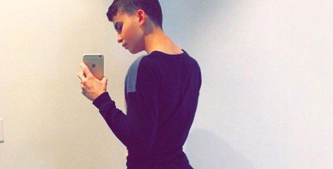 Australiano de 18 anos faz sucesso na web como 'versão masculina de Kardashian'. Confira