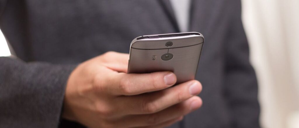 Anatel informa que serviços telefônicos não devem ser interrompidos