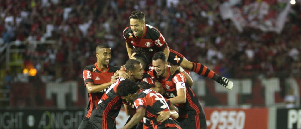 ‘Ridículo’, diz Flamengo sobre Flu querer anular jogo após derrota