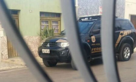 Polícia Federal realiza operação em Serra Talhada e Recife