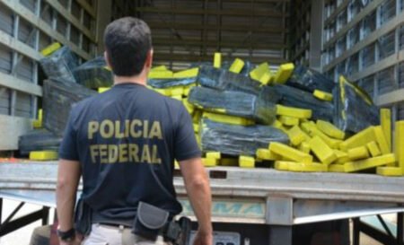 Polícia Federal cumpre mandados contra tráfico internacional de drogas