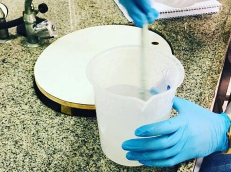 Faculdade de Arcoverde produz álcool em gel e o distribui gratuitamente nos órgãos municipais
