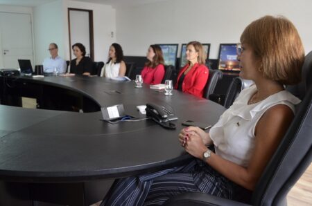 Integrantes da Rede Ouvir PE fazem primeira reunião de trabalho