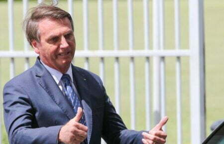 Bolsonaro deve vetar reajuste de servidores em projeto