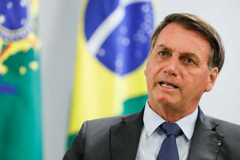 Bolsonaro usa redes sociais para falar sobre últimos eventos políticos