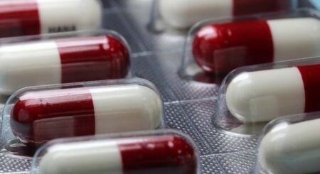 Medicamento para artrite mostra eficácia contra novo coronavírus