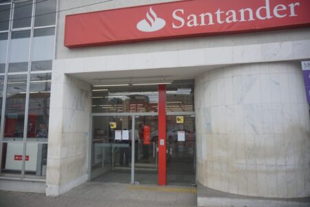 Agência Bancária amanheceu fechada em Serra Talhada